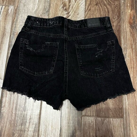 American Eagle Mom Shorts - Picture 2 of 4
